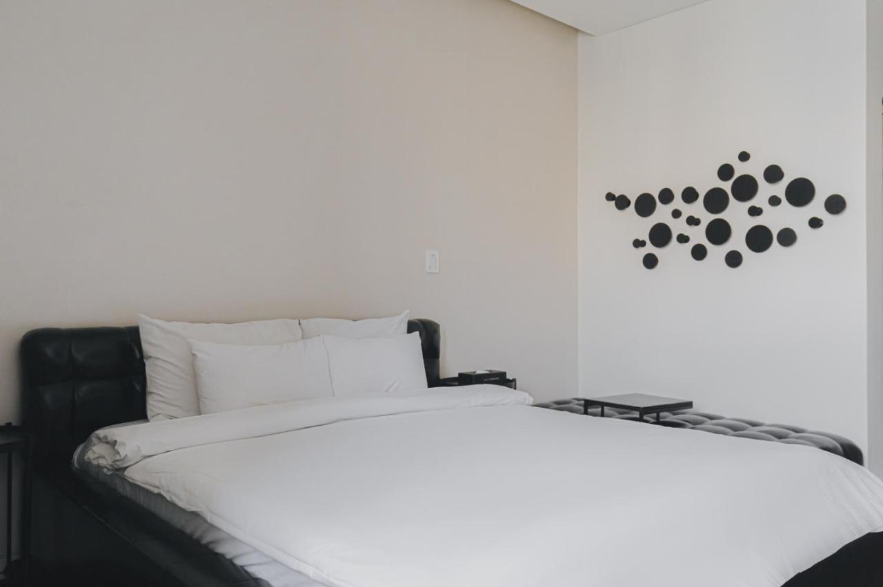 Acc Design Hotel Gwangju Metropolitan City Bagian luar foto