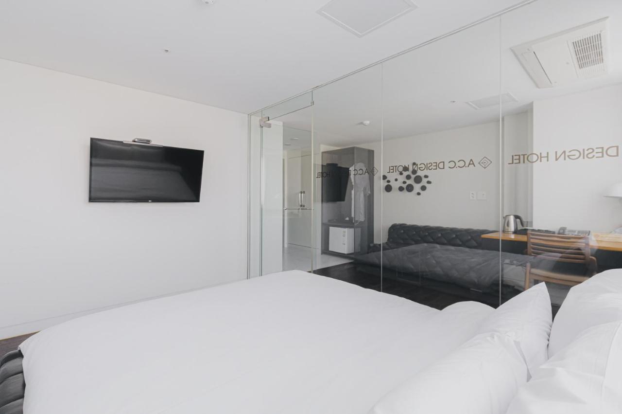 Acc Design Hotel Gwangju Metropolitan City Bagian luar foto