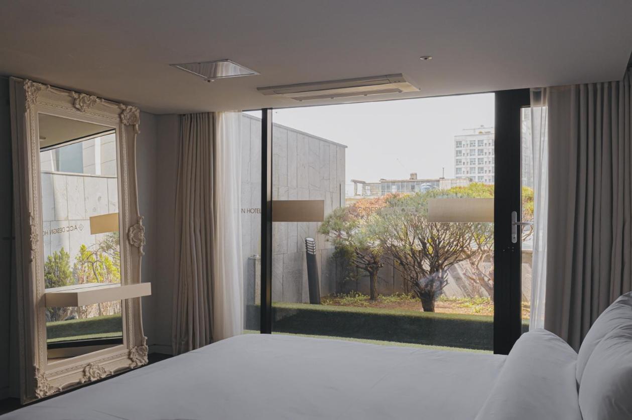 Acc Design Hotel Gwangju Metropolitan City Bagian luar foto