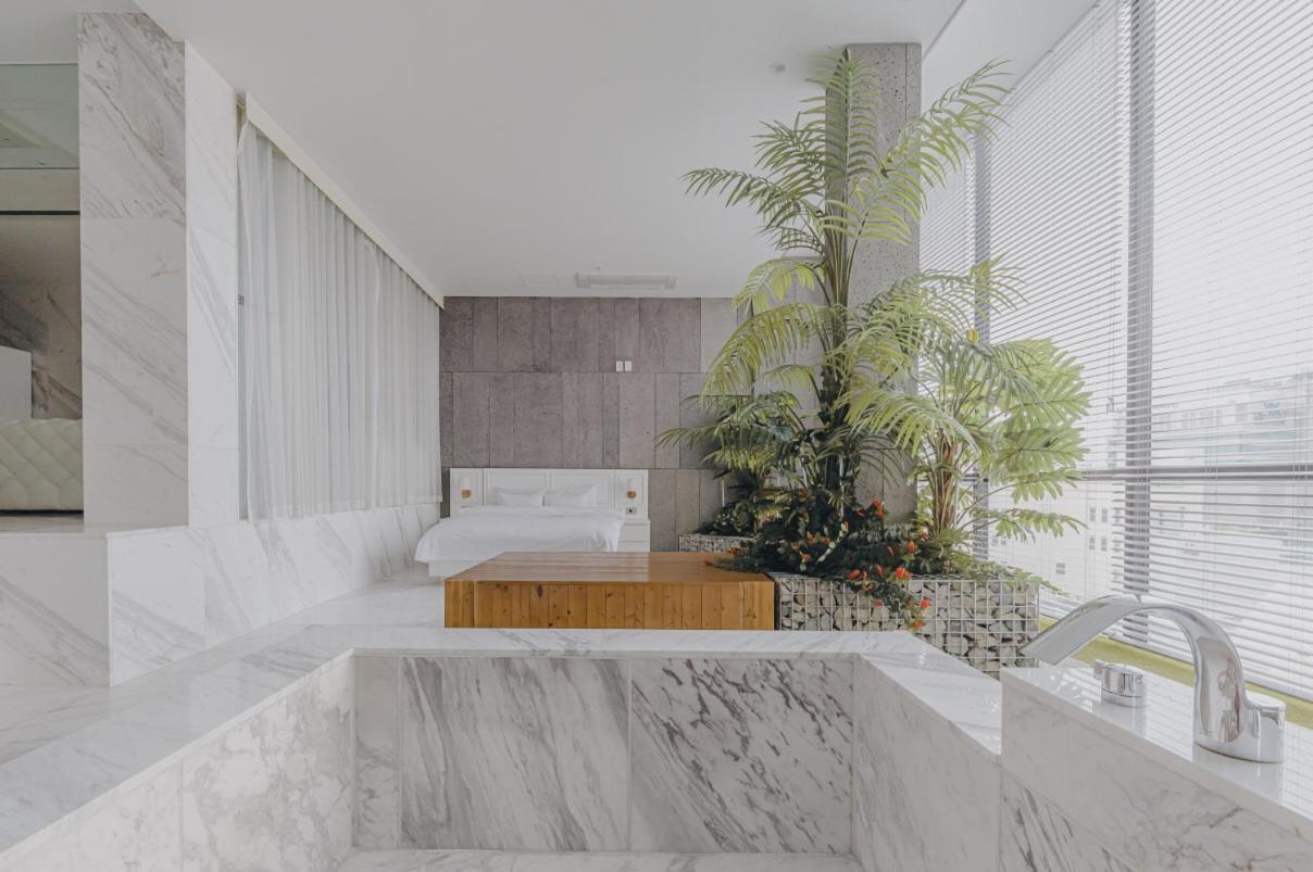 Acc Design Hotel Gwangju Metropolitan City Bagian luar foto