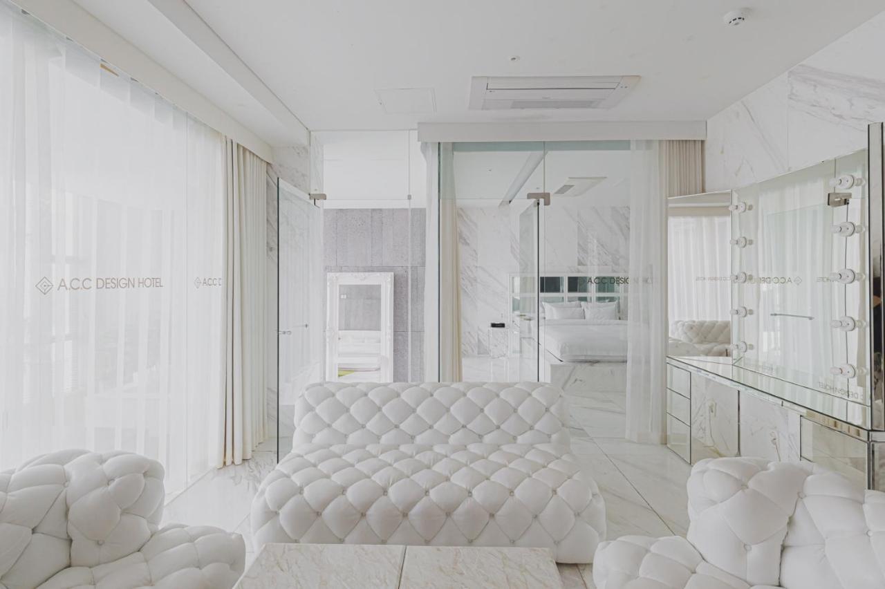 Acc Design Hotel Gwangju Metropolitan City Bagian luar foto