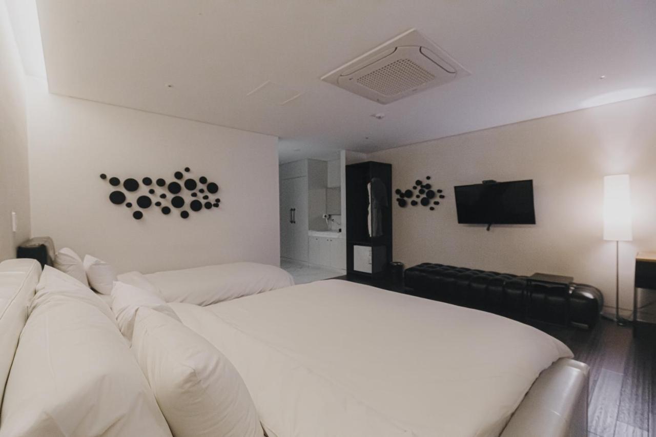 Acc Design Hotel Gwangju Metropolitan City Bagian luar foto