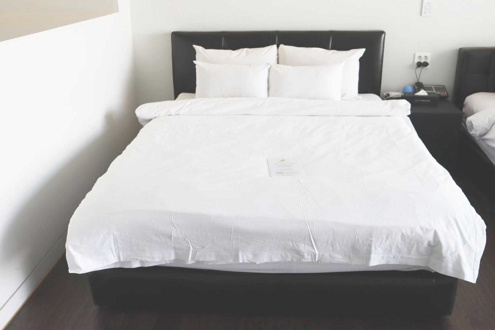 Acc Design Hotel Gwangju Metropolitan City Bagian luar foto